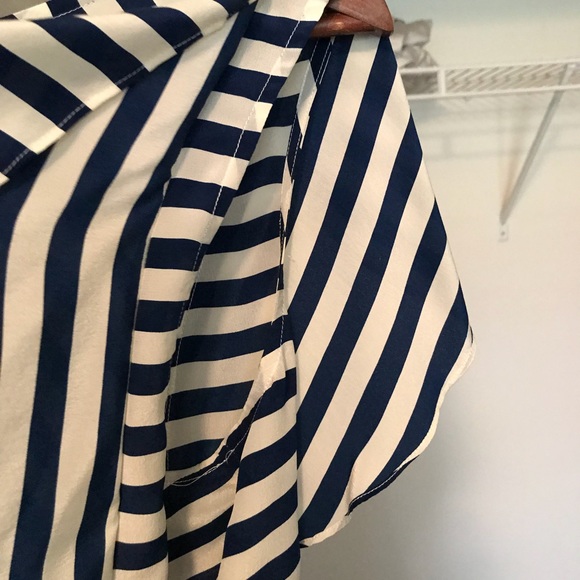 Anthropologie silk blouse - Picture 4 of 5